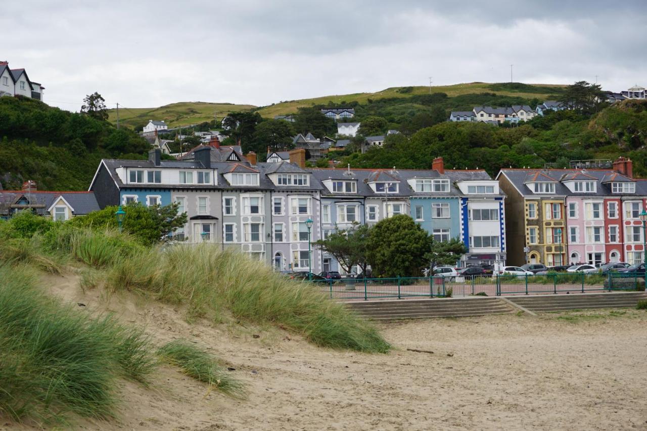 Bed and Breakfast Awel Y Mor Aberdyfi Esterno foto